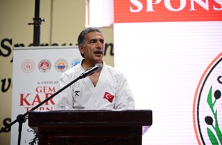 Karatenin Kalbi Gemlik’te Atıyor